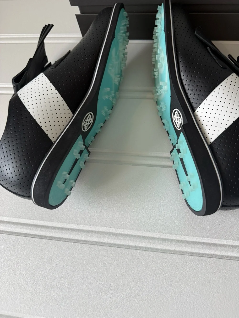 G/FORE GFORE GALLIVANTER PERFORATED LEATHER KILTIE GOLF SHOE Women 8M Black NEW - Picture 7 of 7